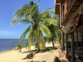 Reef Beach House - 2 Bedrooms